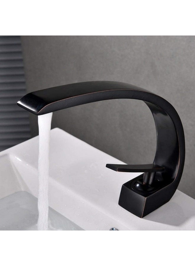 واي دي صنبور مطبخ عصري بمقبض واحد وفوهة عالية مقوسة، يُثبت على حوض المطبخ، يتميز بتدفق مياه سلس، مصنوع من معدن متين، سهل التحكم، مناسب للمطبخ المنزلي - Image 1